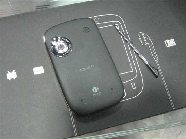 HTCXV6900�ֻ� ����鿴��һ��