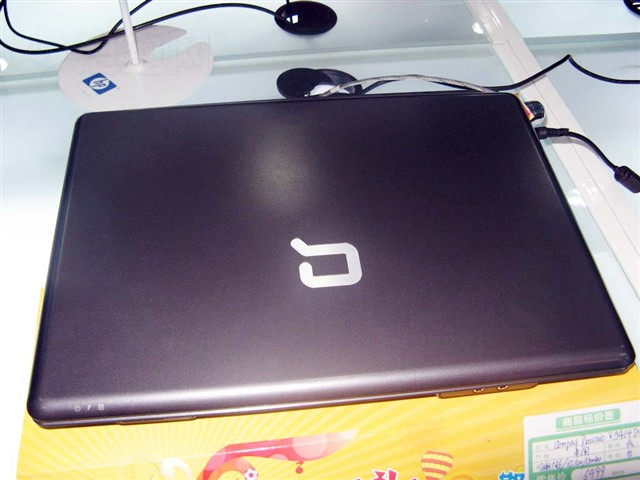 ����Compaq Presario V3803TX(KS396PA)�ʼǱ� ����鿴��һ��