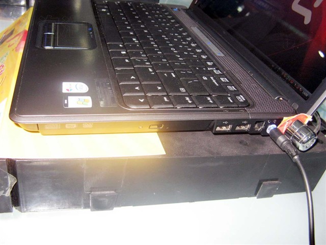 HPCompaq Presario V3803TX(KS396PA)�ʼǱ� ����鿴��һ��