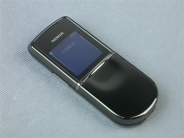ŵ����8800 Sapphire Arte�ֻ� ����鿴��һ��