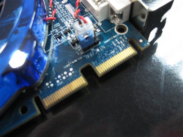 ����ʯHD3870 512M DDR4 ������Կ� ����鿴��һ��