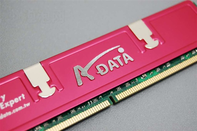 ����1GB DDR2 800(��ɫ����)�ڴ� ����鿴��һ��