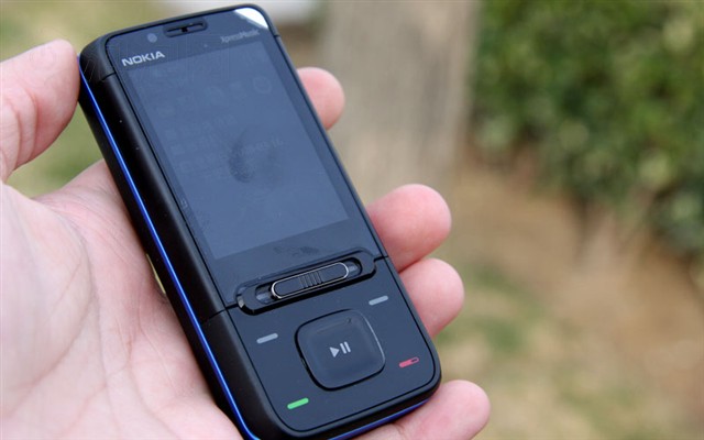 ŵ����5610XM�ֻ� ����鿴��һ��