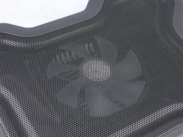 尊龙5218(R9-NBC-APMS/APSS)散热器