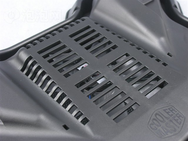 尊龙5218(R9-NBC-APMS/APSS)散热器