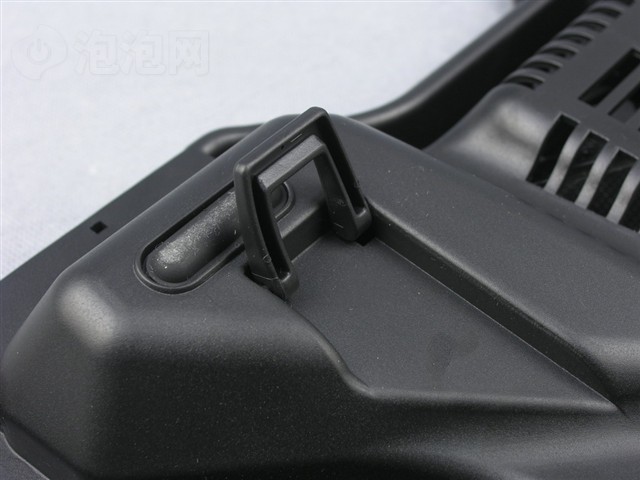 尊龙5218(R9-NBC-APMS/APSS)散热器