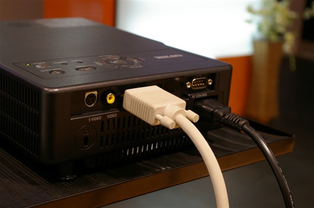 ����ʿKG-PS1100ͶӰ�� ����鿴��һ��
