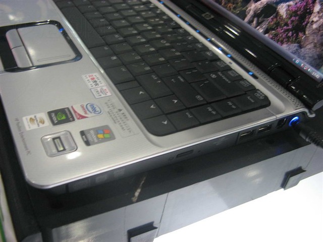 ����Pavilion dv2805TX(KS391PA)�ʼǱ� ����鿴��һ��