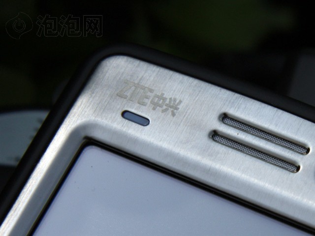 ����U980�ֻ� ����鿴��һ��