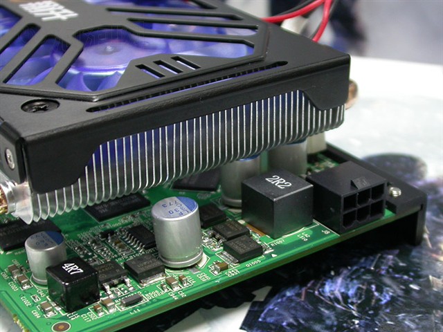 Ȩ��9600GT���ɰ�1GB�Կ�