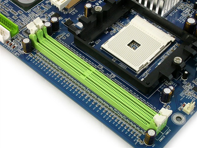 GMVK8M800-N����