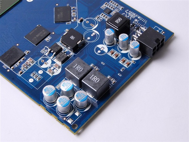 N9600GT-512D3(AMP)�Կ�