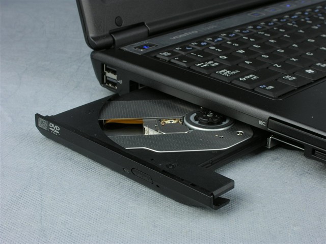 Vostro 1400(T5470 1.6G/1G/160G)�ʼǱ�