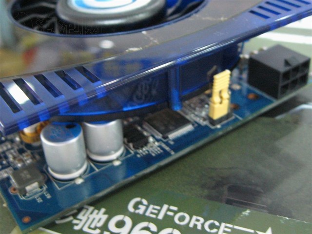 Ӱ��9600GSO�Ͻ����Կ� ����鿴��һ��