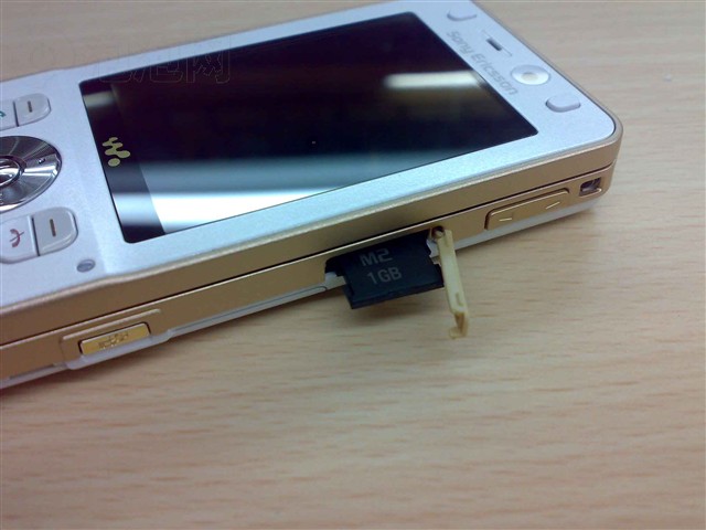 W910i��ɫ���ֻ�
