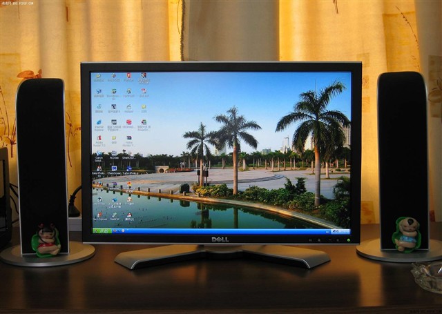 UltraSharp 2208WFPҺ����ʾ��