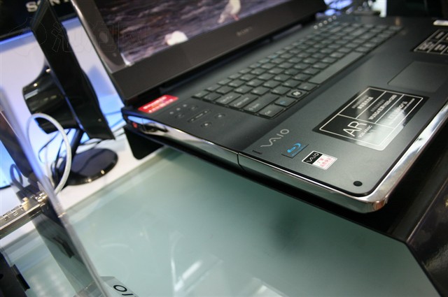VGN-AR68C�ʼǱ�