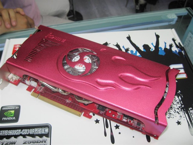 iGame 9600GT-GD3 UP����ս��5F 512M R10�Կ�