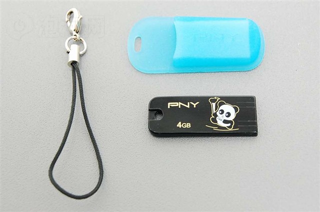 威盘熊猫精装版(4GB)移动U盘