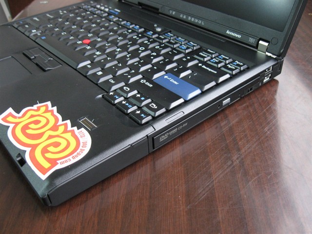 ThinkPadT61 8892BBC�ʼǱ� ����鿴��һ��
