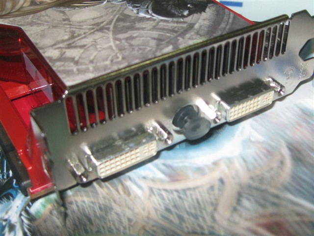 �������HD4870�Կ� ����鿴��һ��