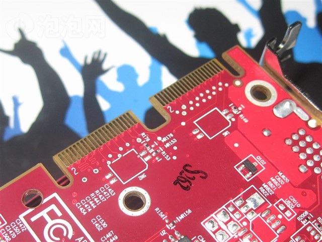 �߲ʺ�IGAME4850-GD3 ������ʿ5F 512M D08�Կ� ����鿴��һ��