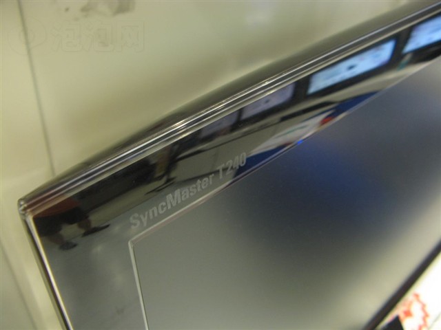 ����T240Һ����ʾ�� ����鿴��һ��