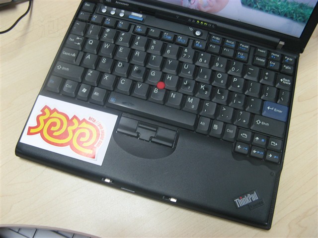 ThinkPadX61 7675LG2�ʼǱ� ����鿴��һ��