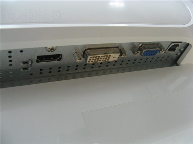 ����M2400HDҺ����ʾ�� ����鿴��һ��