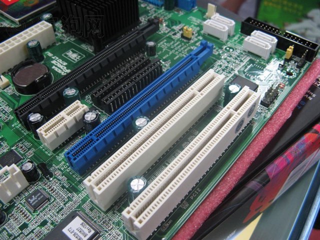 �߲ʺ�C.N7T SLI���� ����鿴��һ��