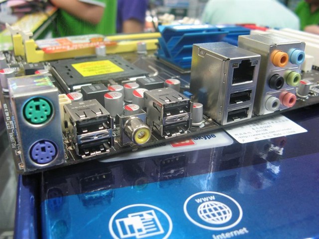 ��˶P5QL PRO���� ����鿴��һ��