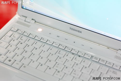 ��֥Portege M807�ʼǱ� ����鿴��һ��