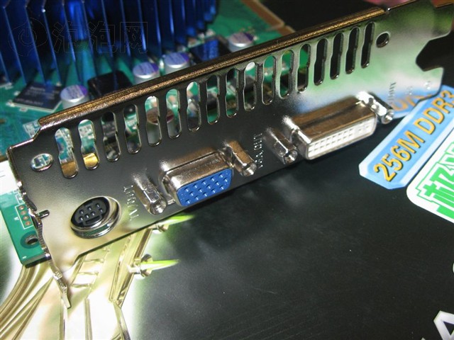 ���u����9600GT�ƽ���Կ� ����鿴��һ��