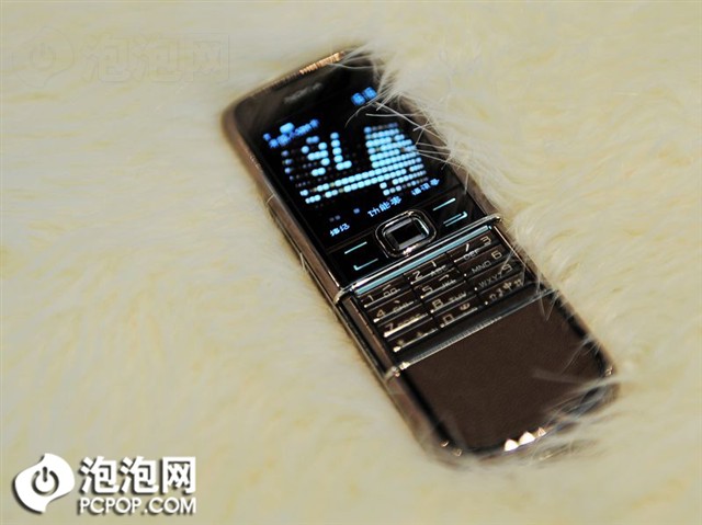 ŵ����8800 Arte�ֻ� ����鿴��һ��