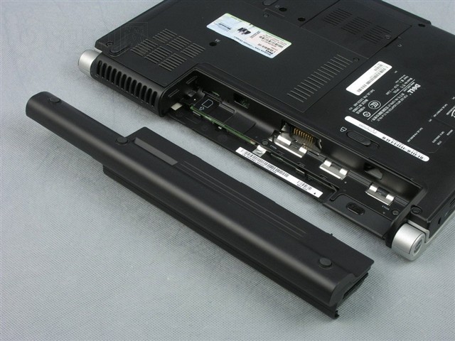 ����XPS M1330(R510733)�ʼǱ� ����鿴��һ��