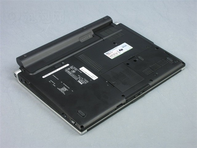 ����XPS M1330(R510733)�ʼǱ� ����鿴��һ��