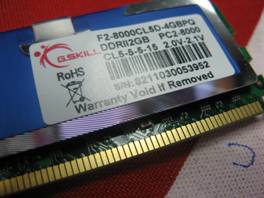 ֥��4GB DDR2 1000(F2-8000CL5D-4GBPQ)��װ�ڴ� ����鿴��һ��