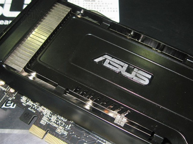 ��˶EN9600GT MATRIX/HTDI/512M�Կ� ����鿴��һ��
