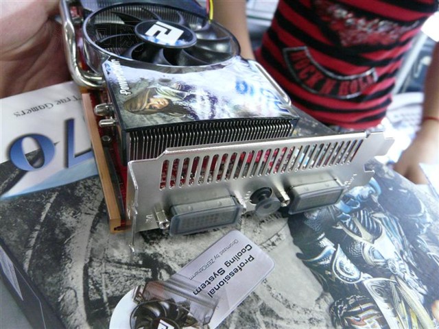 �������HD4870�����Կ� ����鿴��һ��