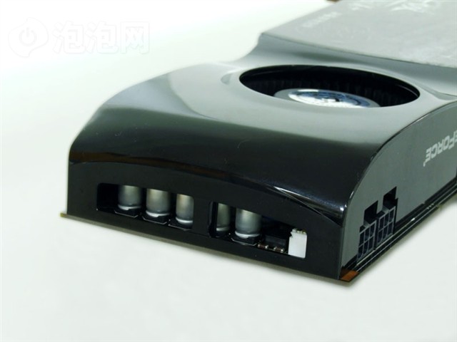 ˫���޼�9800GTX+��һƽ���Կ� ����鿴��һ��