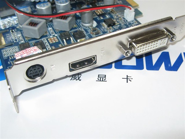 Ԧ������9500GT 256M DDR3 HDMI�Կ� ����鿴��һ��