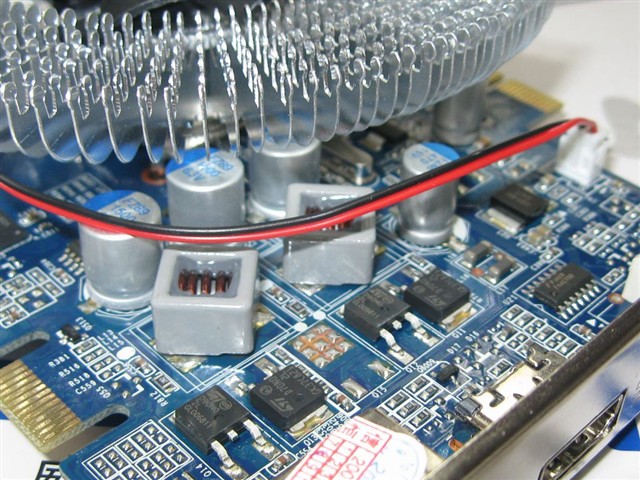 Ԧ������9500GT 256M DDR3 HDMI�Կ� ����鿴��һ��
