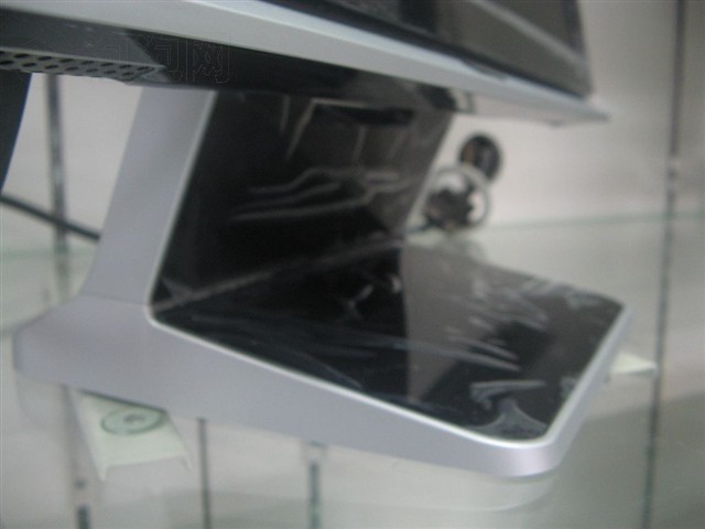 ����E2200HDAҺ����ʾ�� ����鿴��һ��