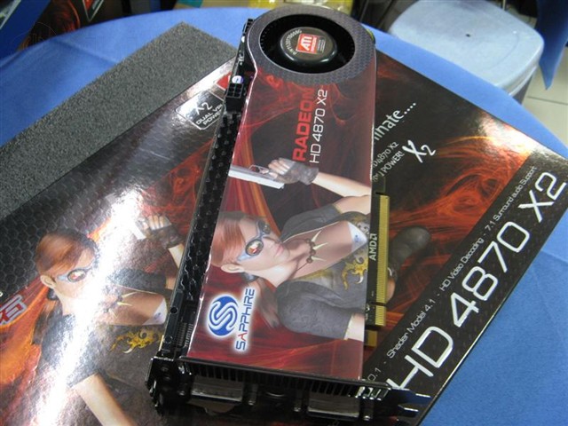 ����ʯHD4870 X2�Կ� ����鿴��һ��