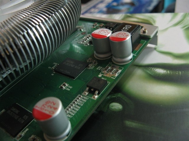 �����ӽ��9650GTU-512D3TC PK���Կ� ����鿴��һ��
