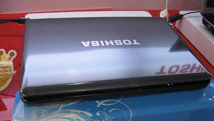 ��֥Satellite M311�ʼǱ� ����鿴��һ��
