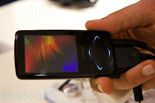 ����YP-Q1(8GB)MP3 ����鿴��һ��