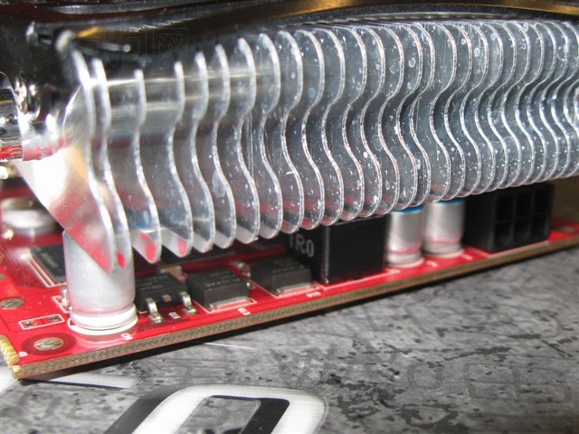 ˫���޼�HD4850����������Կ� ����鿴��һ��