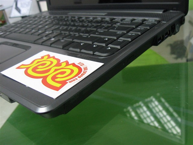 HPCompaq Presario V3805AU(KS388PA)�ʼǱ� ����鿴��һ��