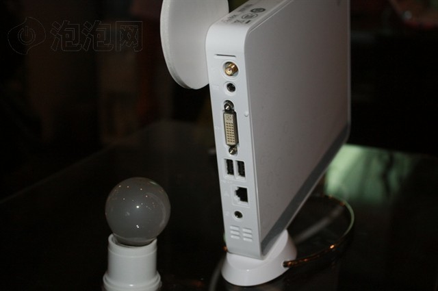 ��˶Eee BOX B202���� ����鿴��һ��